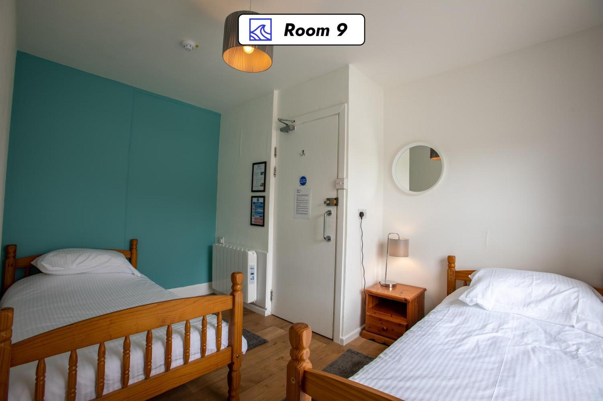Bed and Breakfast Oa Surf Club Б'юд Екстер'єр фото